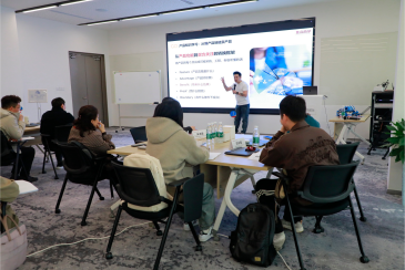 Quomodo Yitailock Praeparans Team pro Smarter Sales et Fortior Market Praesentia?